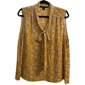 Cynthia Steffe Sleeveless Top size XL Mustard Floral with tie